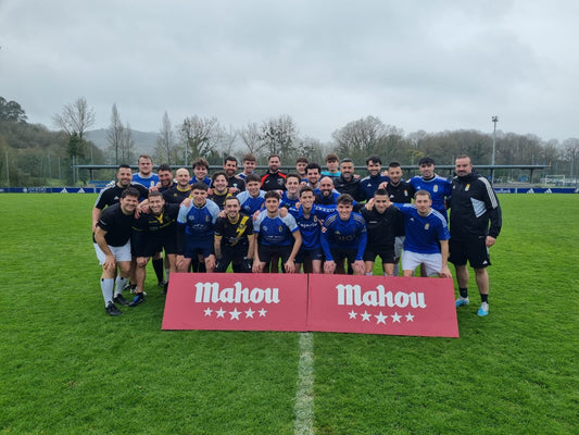 Jugar en la Ciudad Deportiva de El Requexón: una experiencia única junto al Real Oviedo y Mahou